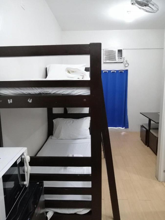 Hostel Forbes Hall Manila